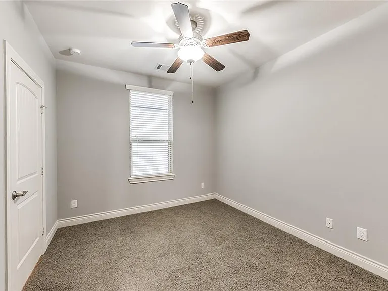 1614 Parker St — Photo 23