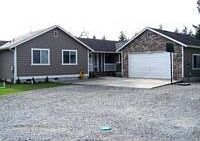 1st image of 410 Christian Ct SE