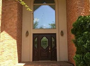 3259 Hidden Ridge Dr, Maumee, OH 43537