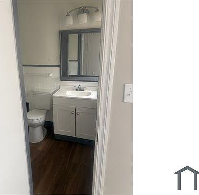 3rd image of 263 Shady Cir