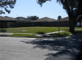 6750 Dorchester St, New Orleans, LA 70126