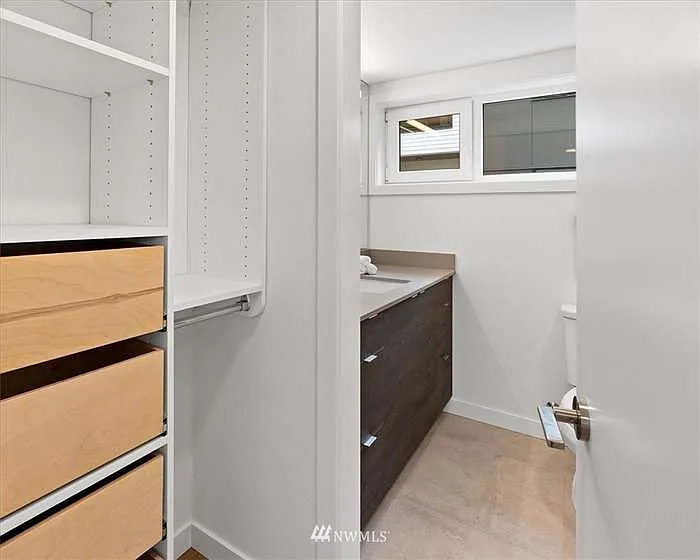 2617 Franklin Ave E #D — Photo 19