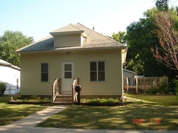 714 Lake St, Rockwell City, IA 50579