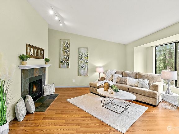 4th image of 1780 W Sunn Fjord Ln APT E305