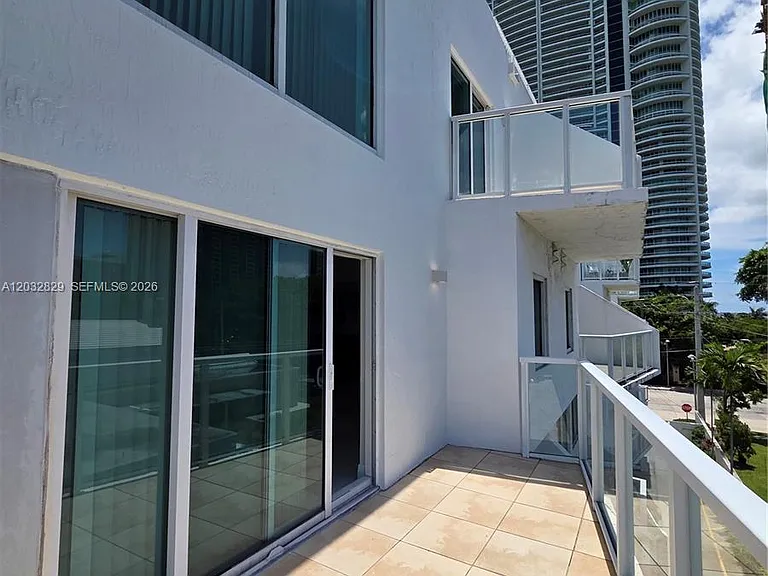1650 Brickell Ave #206 — Photo 4