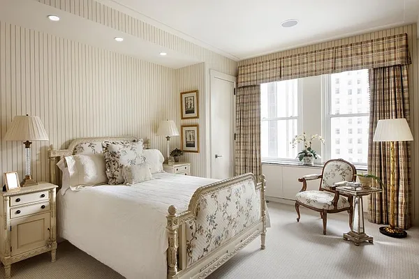 Sold by Corcoran | media 18