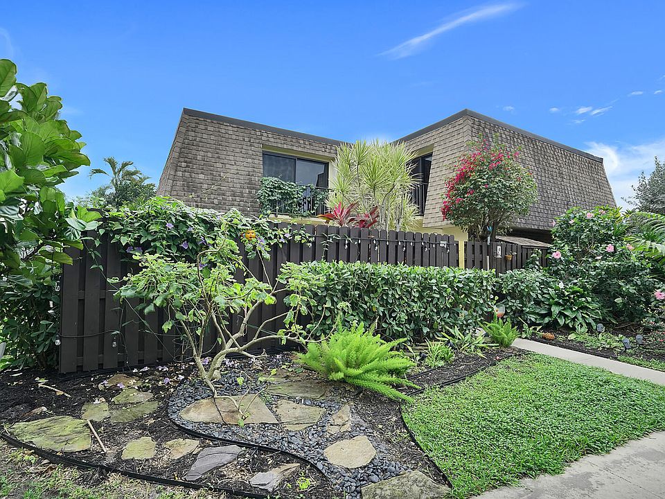 1st image of 2949 SW 22nd Cir #27-D