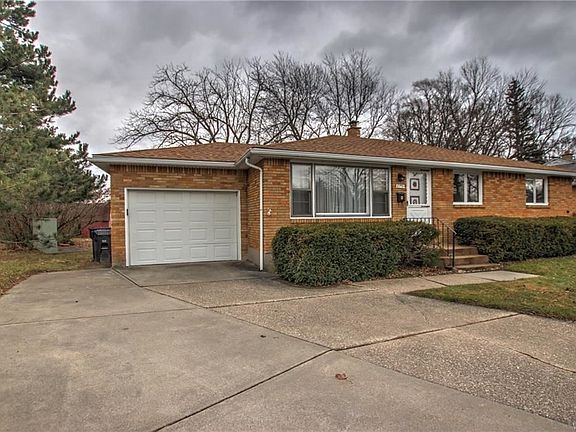 2nd image of 2751 Parker Blvd