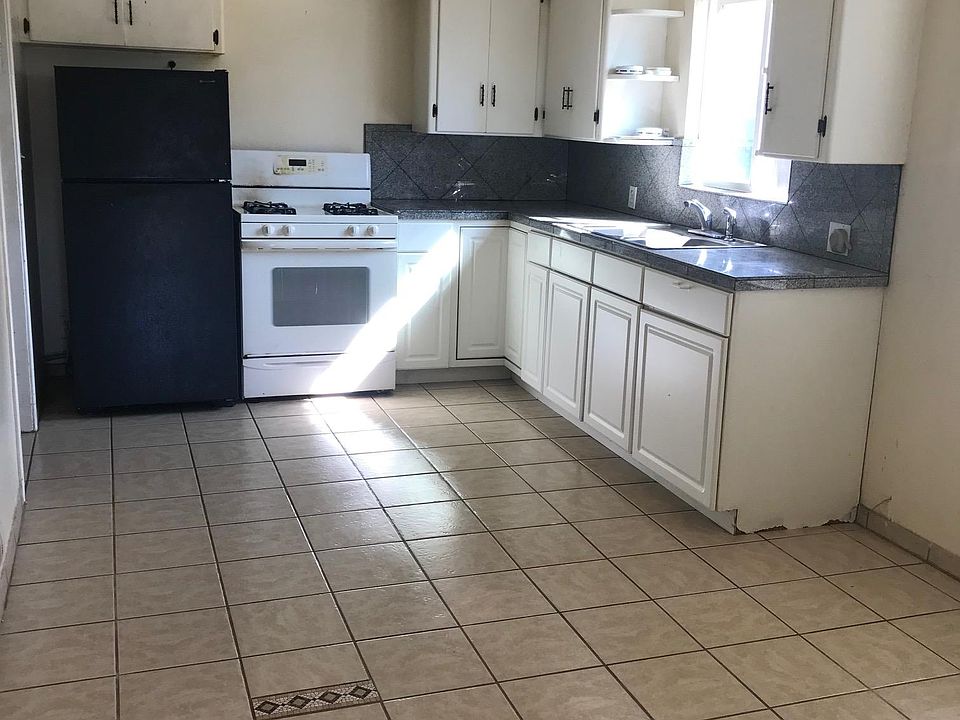 2nd image of 401 N G St