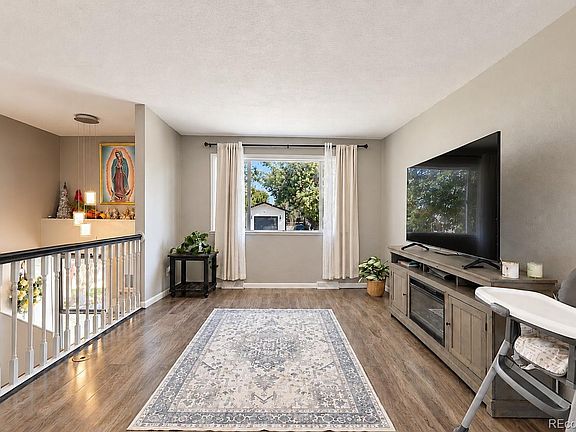 5th image of 913 Cottonwood Court