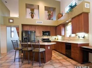 440 N Placita Mira, Tucson, AZ 85711