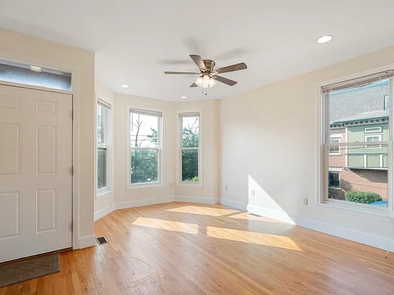 85 Fort Ave #1 — Photo 4