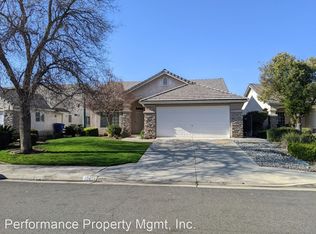 10401 N Baird Ave, Fresno, CA