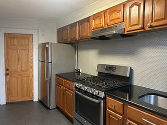 779 Greene Avenue, #4