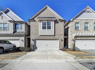 8725 Village Pl, Suwanee, GA 30024
