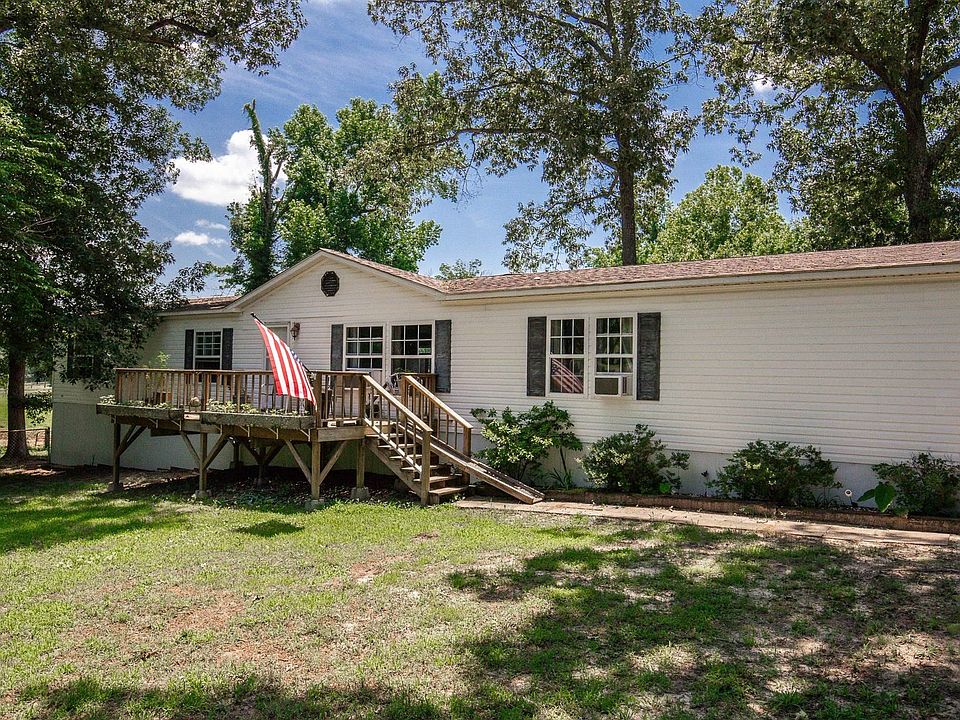 1st image of 5417 Honeysuckle Rd