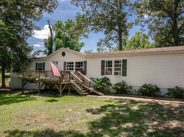 5417 Honeysuckle Rd, Little Rock, AR 72206