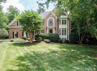 102 N Coslett Ct, Cary, NC 27513
