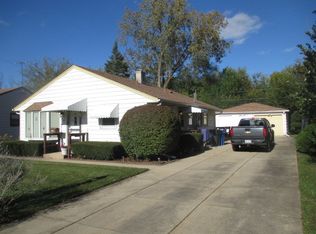 63 N Warrington Rd, Des Plaines, IL 60016