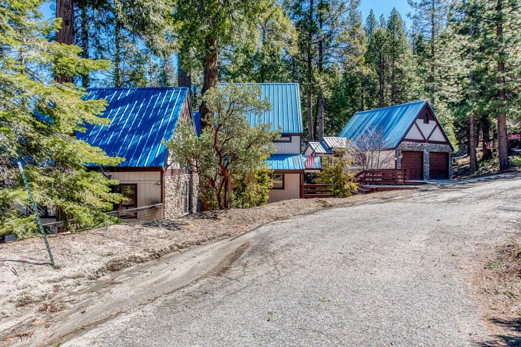 38766 Applewine Rd photo 1