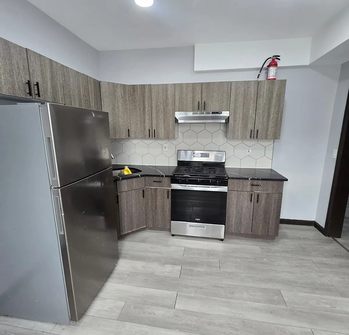 2 bed, $1,900 — Photo 1