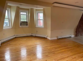 172 Brookline St #2, Cambridge, MA 02139
