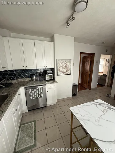 585 Somerville Ave #2A Photo 1
