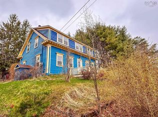 111 Main St, Mahone Bay, NS B0J2E0