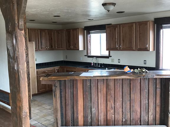 2nd image of 901 Utah Ave