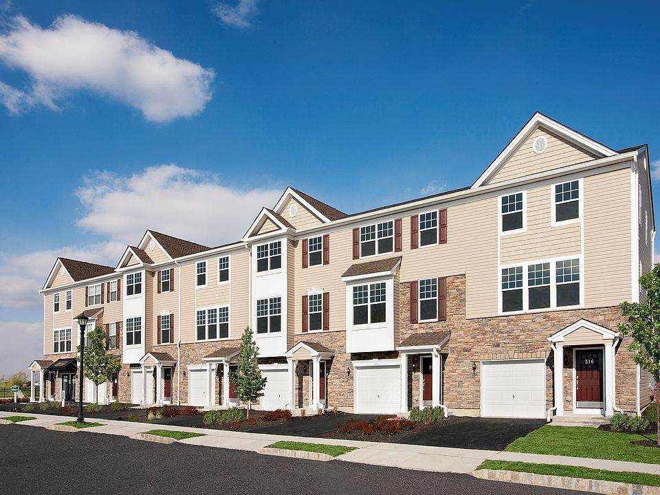 Luxurious Townhomes