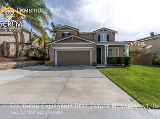 29794 Cambridge Ave, Castaic, CA 91384