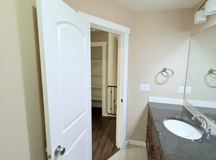 6008 SW Valley Ave, Beaverton, OR 97008