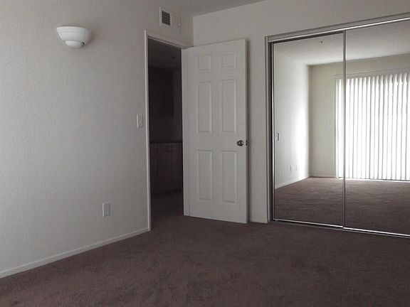 4th image of 760 E Route 66 APT 33