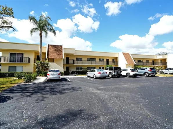 7880 Palm Aire Ln APT 203, Sarasota, FL 34243