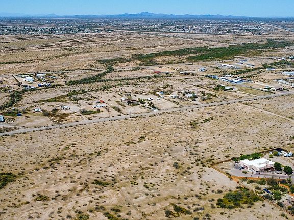 3rd image of 19300 W ROADRUNNER Road #-