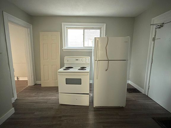 5th image of 46 Stanley St #2