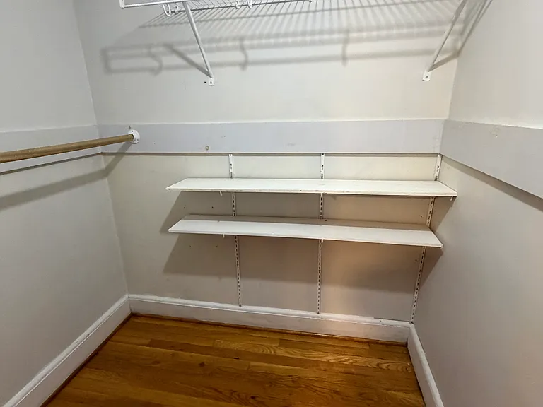 231 Leyden St #B — Photo 8