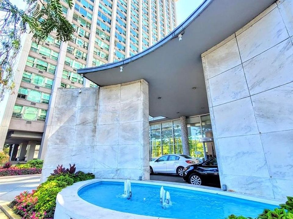 1st image of 3600 N Lake Shore Dr #18