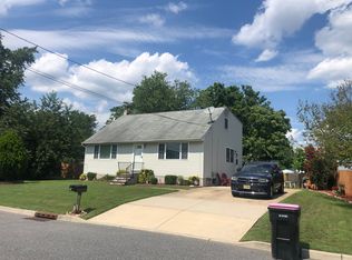 29 Brewer Ave, Blackwood, NJ 08012