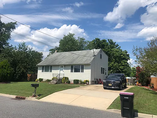 29 Brewer Ave Photo 1