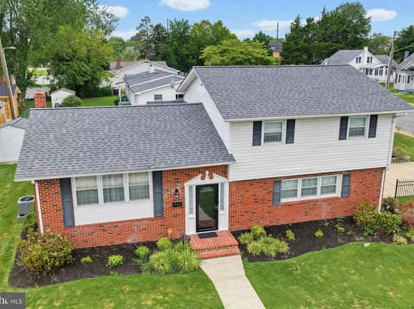 30 Bertrand Dr, Dover, DE 19904
