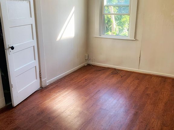4th image of 688 State St Unit 2