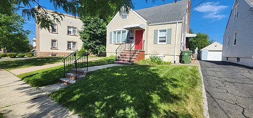 619 W Blancke St Photo 1