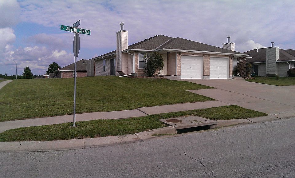 1st image of 605 NE Austin St Unit A