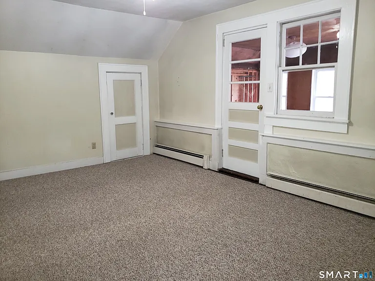26 Prospect St #2 — Photo 8