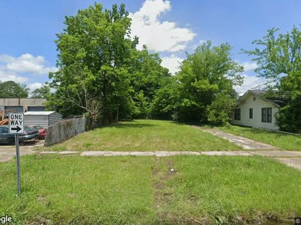 1107 W 6th Ave, Pine Bluff, AR 71601