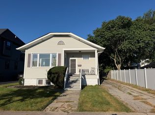 472 N Larch Ave, Elmhurst, IL 60126