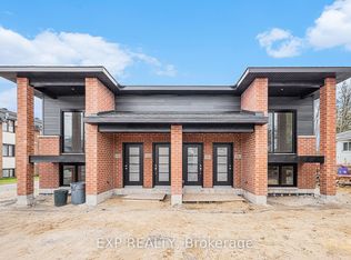 897 Laurier St #102, Clarence Rockland, ON K4K 1E3