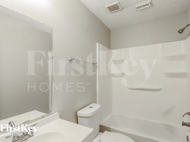 4427 Ravine Dr — Photo 13