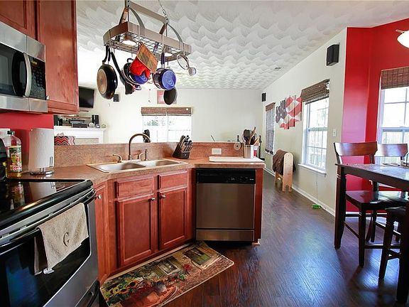 5th image of 3023 Blossom Ct